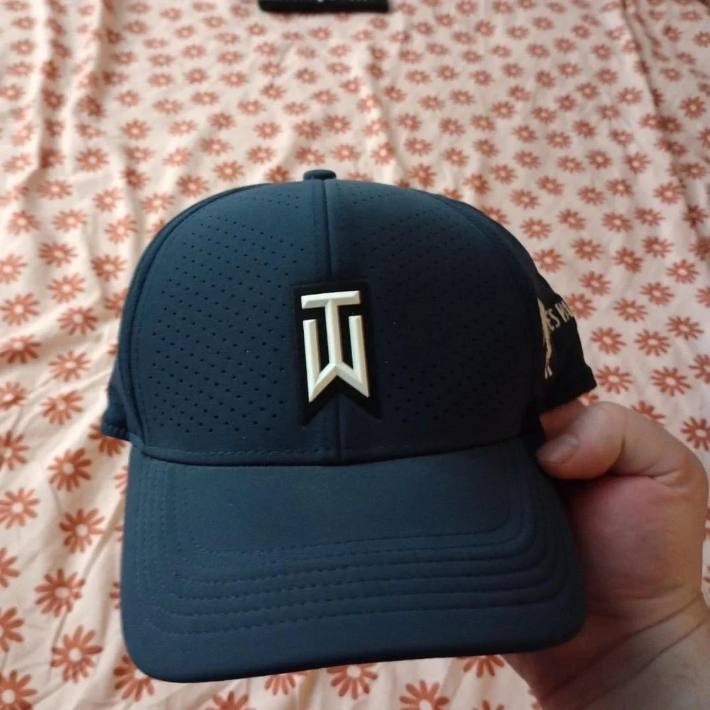 Nike Tiger Woods Payne's Valley Golf Cap